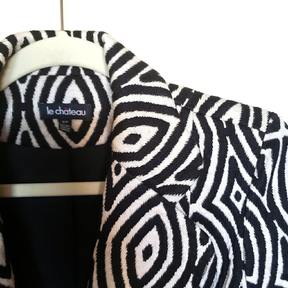 Jacket - Picture 3 of 4